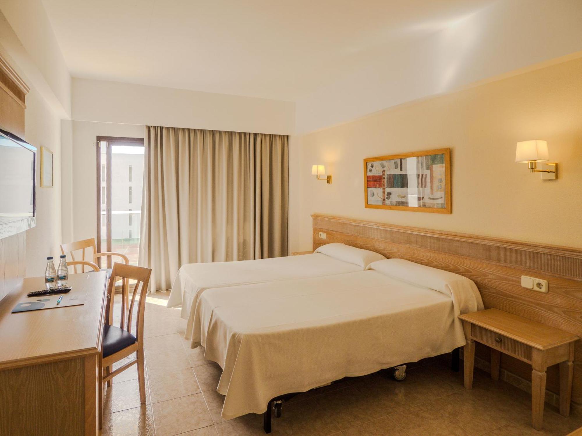 Hotel Santa Maria Playa Cala Millor  Dış mekan fotoğraf